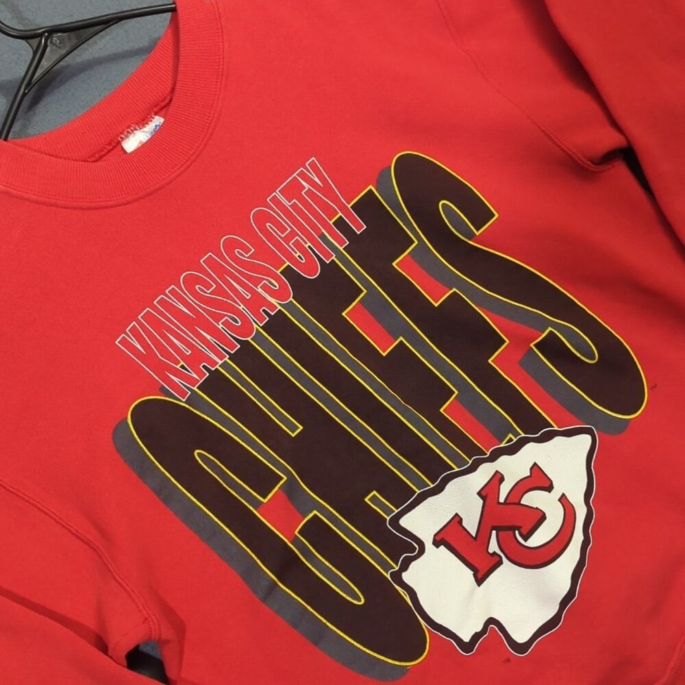 Vintage 90s Kansas City Chiefs Sweatshirt Adult M Red Hanes Activewear Tag